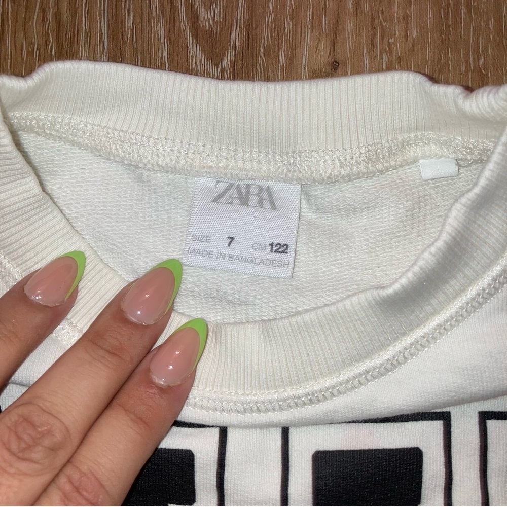 Zara Kids NY Manhattan Graphic Sweatshirt Size 7 Casual, Everyday - Picture 4 of 13
